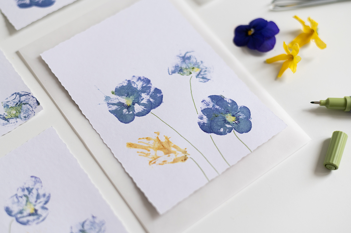 Flower Pounding DIY: Veilchen Blumendruck | Ocker Studio