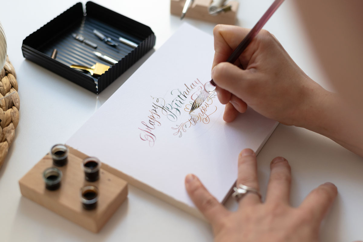 Kalligraphie: Farbverlauf mit Glasfeder | Ocker Studio