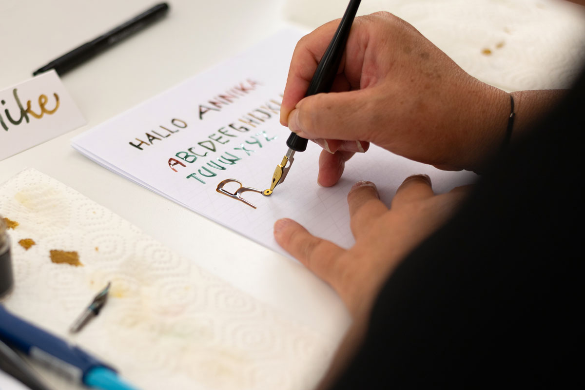 Redisfeder-Workshop: Kalligrafie lernen | Ocker Studio