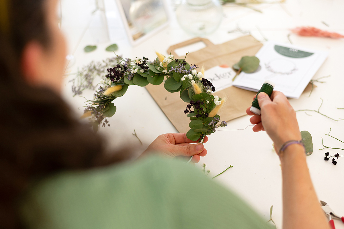Türkranz binden Trockenblumen-Workshop | Ocker Studio