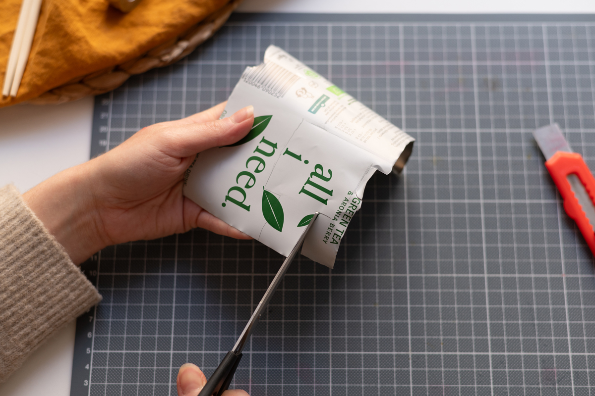 Cola Pen ausschneiden | Ocker Studio