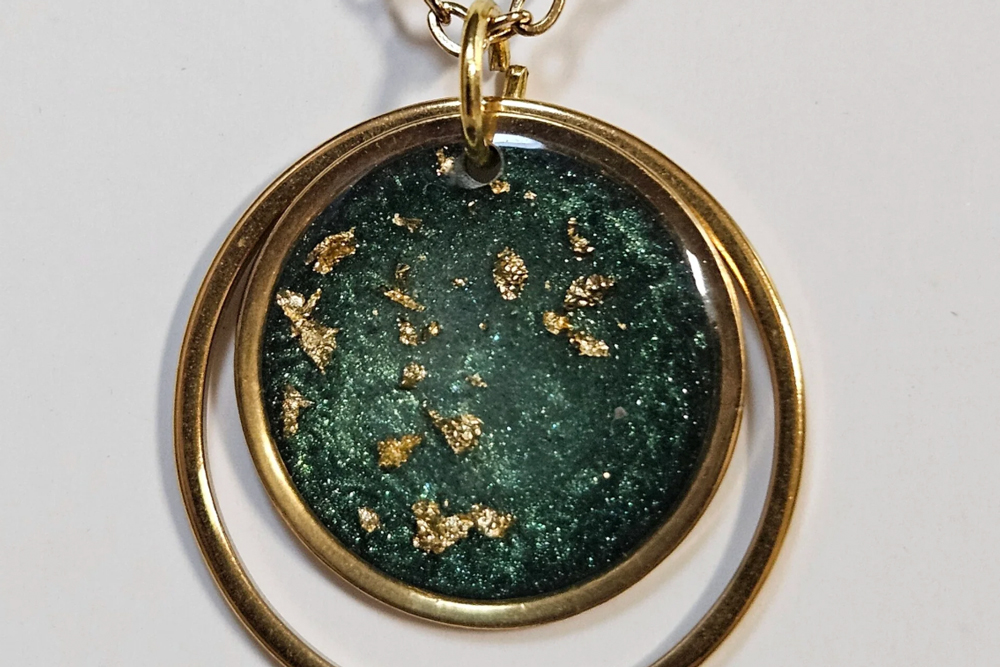 Resin-Schmuck selbermachen | Lisas Thing Resin-Schmuck selbermachen | Lisas Thing